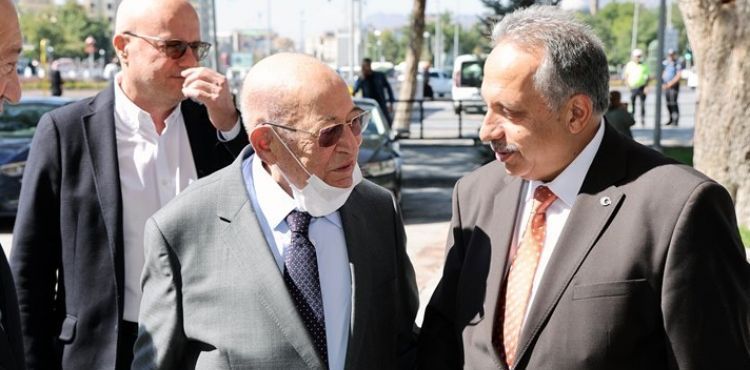 YALÇIN BAŞKAN İSTEDİ, İZZET BAYRAKTAR YAPTIRACAK