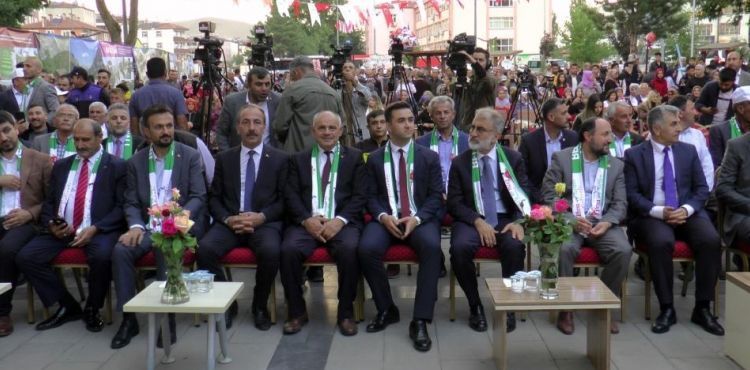 Yahyalı’da 1. Elma ve Turizm Festivali düzenlendi
