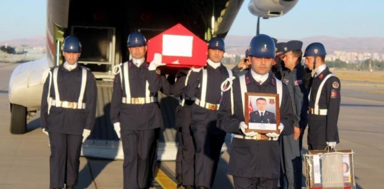 Görevi sırasında kazada şehit olan Özsoy'un cenazesi memleketine geldi