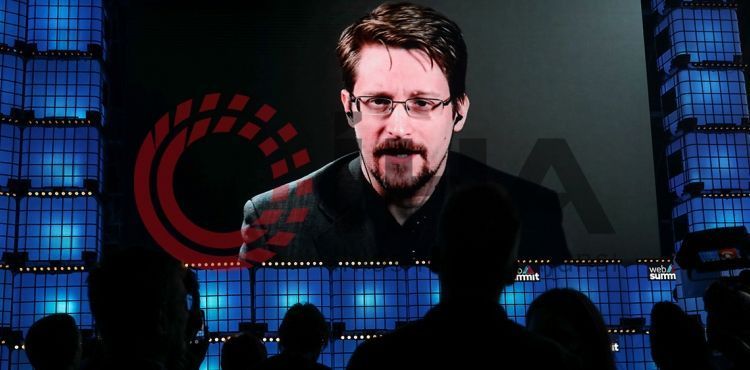 Rusya'dan ABD'nin istihbarat bilgilerini szdran Edward Snowden'a vatandalk