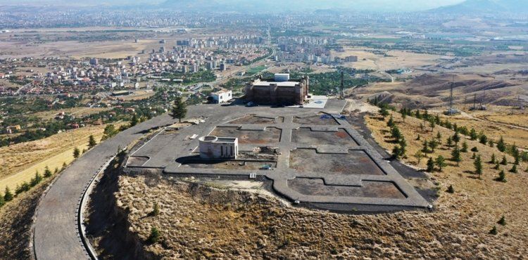 KOCASİNAN’DA 8 ASIRLIK KÖŞK, GÖK GÖZLEM EVİ OLUYOR