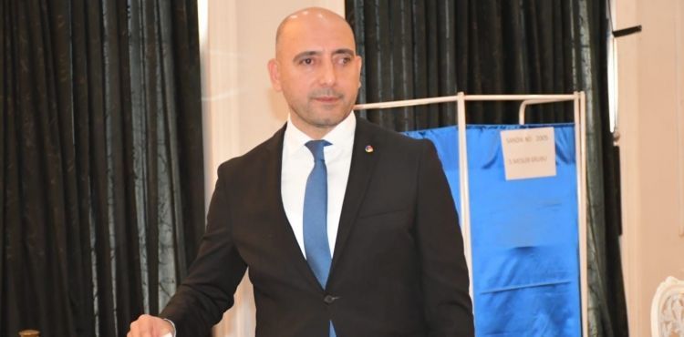 Bağlamış kayıpsız kazandı