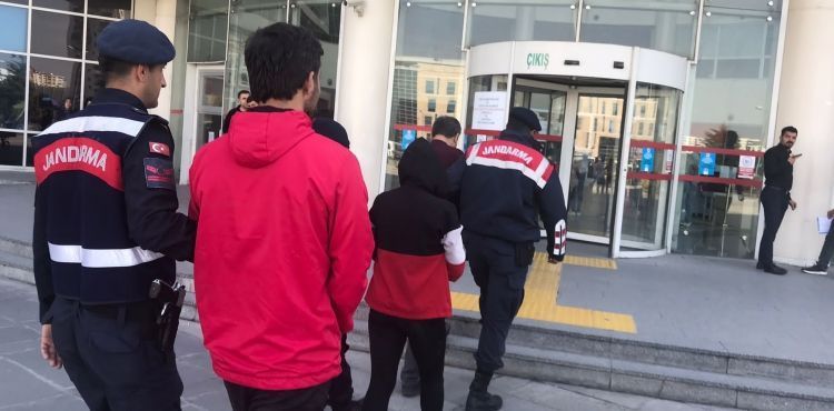 100 bin TL nakit para çalan 3 şahıs yakalandı