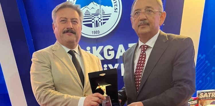 MELİKGAZİ'NİN GENÇLİK ÇALIŞMALARI ÖDÜL ALDI