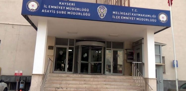 Yakalama emri bulunan 3 kişi yakalandı