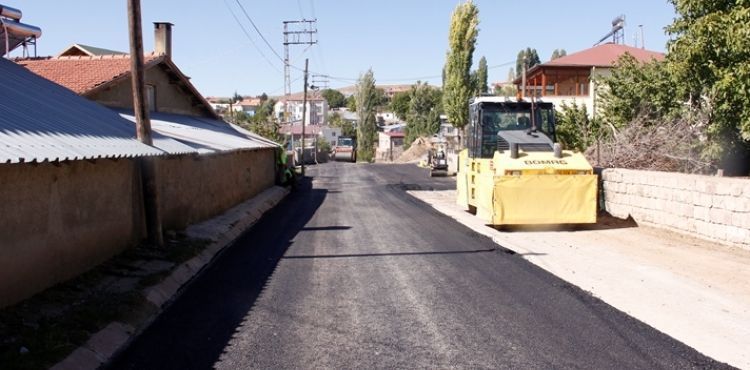 Bnyan Belediyesi,yama almalarna devam ediyor.