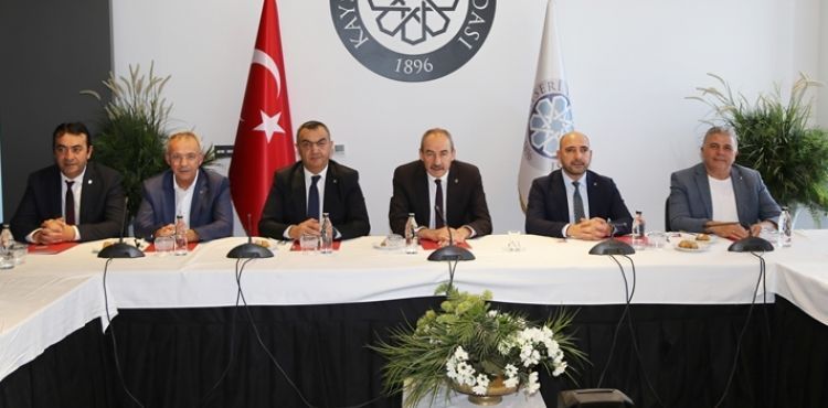 KAYSO VE KTB YÖNETİMİNDEN BAŞKAN GÜLSOY’A ‘HAYIRLI OLSUN’ ZİYARETİ