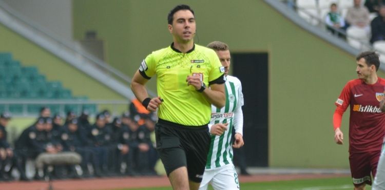 Kayserispor – Galatasaray maçını Arda Kardeşler yönetecek