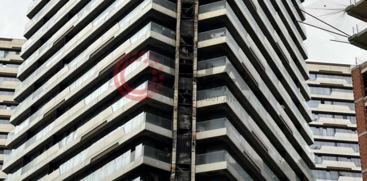 Rezidansta çıkan yangında Ertekin’in kızı ve torunları da vardı