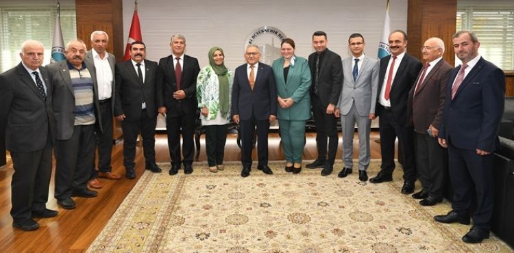 MUHTARLARDAN BAŞKAN BÜYÜKKILIÇ’A ZİYARET