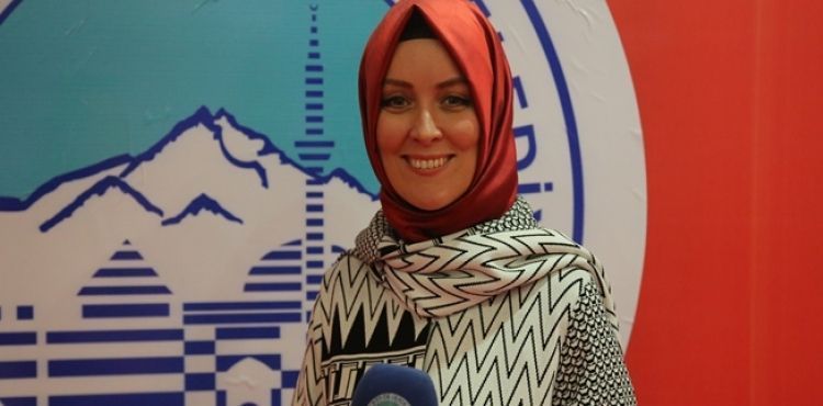 Yazarlardan Kitap Fuarına Övgü: “En İyi Fuarlardan Bir Tanesi”