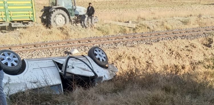 Kayseri’de feci kaza: Sürücü öldü, eşi yaralı