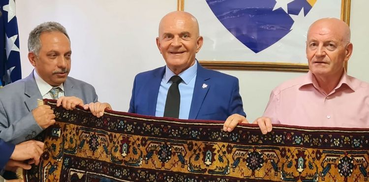 ‘KARDEŞ ŞEHİR’ KALESİJA TALAS’A GELİYOR