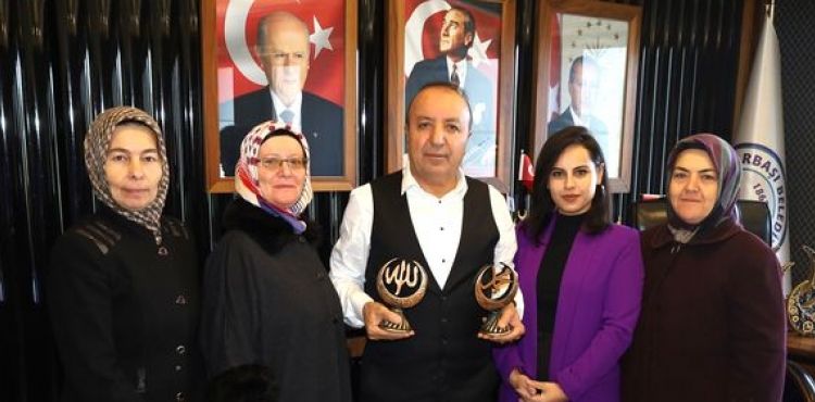 KADIN GİRİŞİMCİLERDEN BAŞKANA TEŞEKKÜR ZİYARETİ