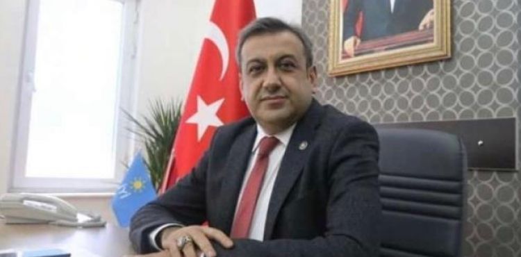 Kürşat Taşdemir'in adı İYİ PARTİ Kocasinan ilçe Başkanlığına geçiyor.