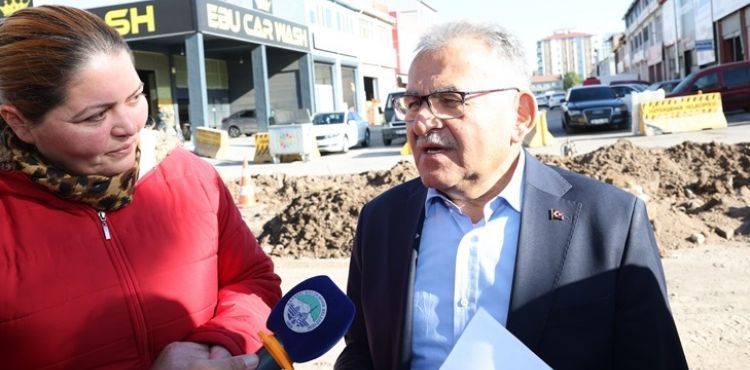 BAŞKAN BÜYÜKKILIÇ’TAN YOL YAPIM ÇALIŞMALARINA YAKIN TAKİP