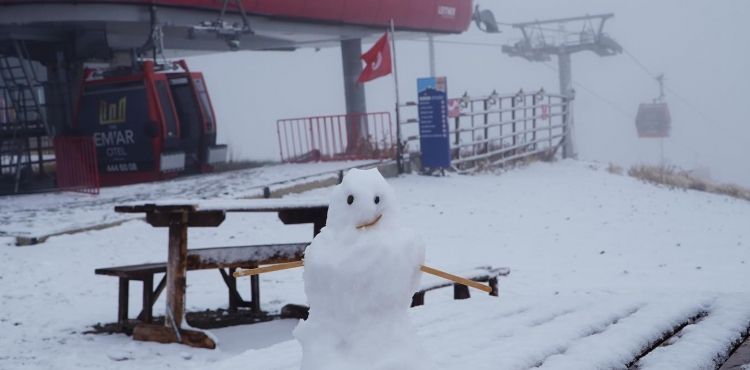 Erciyes Tekir Yaylası’na ilk kar düştü