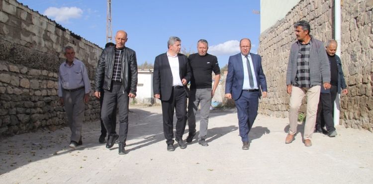 Başkan Altun ve Kaymakam Gülen Köprübaşı Mahallemizde yapılan çalışmaları inceleyerek mahallelilerle bir araya geldi