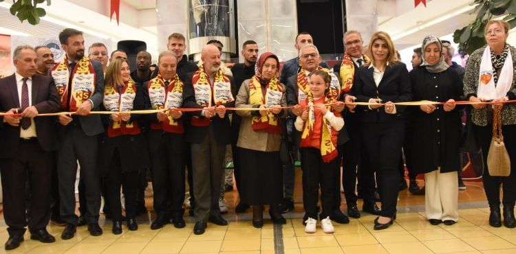 Kayserispor Aşkı Sanat Sergisi açılışı gerçekleştirildi