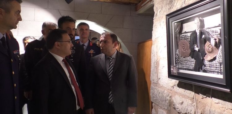 Atatürk Evi’nde Sine-i Millet Rölyef sergisi açıldı