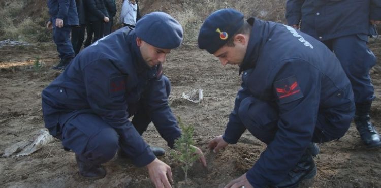 HACILARDA BN 111 FDAN TOPRAKLA BULUTU