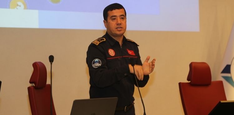 BÜYÜKŞEHİR’DEN PERSONELE ‘YANGIN, DEPREM VE TRAFİK KAZALARI’ EĞİTİMİ