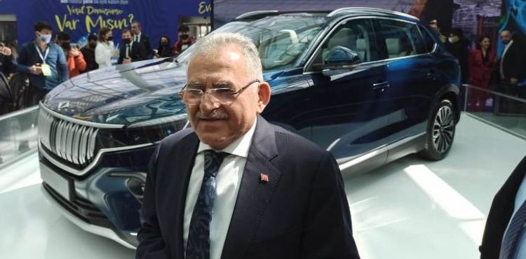 BAŞKAN BÜYÜKKILIÇ’TAN ÖRNEK OLACAK “TOGG” JESTİ