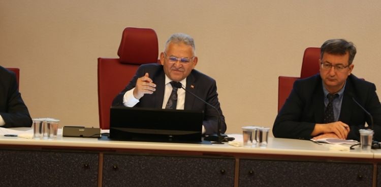 BÜYÜKŞEHİR MECLİSİ’NDEN KADIN İSTİHDAMINI ARTIRACAK İKİ ÖNEMLİ KARAR