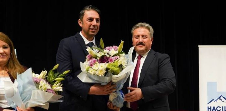 BAŞKAN PALANCIOĞLU ÖĞRETMENLERLE BİR ARAYA GELEREK GÜNLERİNİ KUTLADI