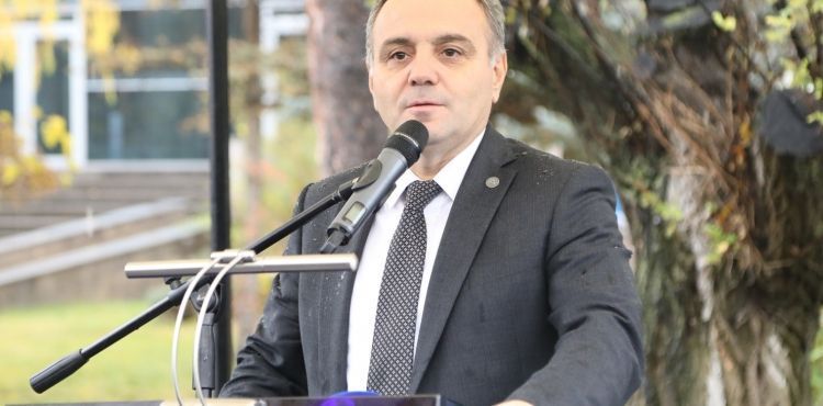 ERÜ’de Sabancı Kültür Sitesi’nin Yenilenen Nizamiye Kapısı ve Çevre Düzenlemesinin Açılışı Gerçekleştirildi
