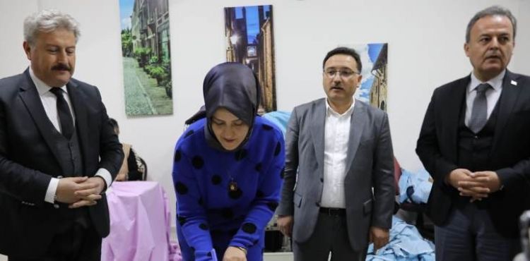 KARDELEN KADINLAR MELİKGAZİ'DE ÜRETMEYE BAŞLADI