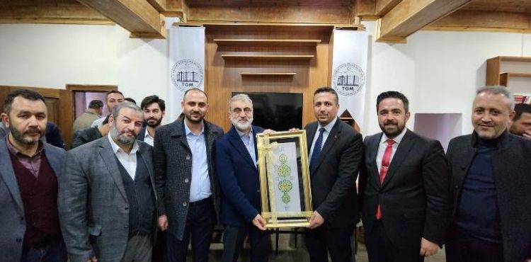 BAŞKAN BÜYÜKKILIÇ’IN ÖRNEK PROJELERİNE İLGİ VE TAKDİR SÜRÜYOR