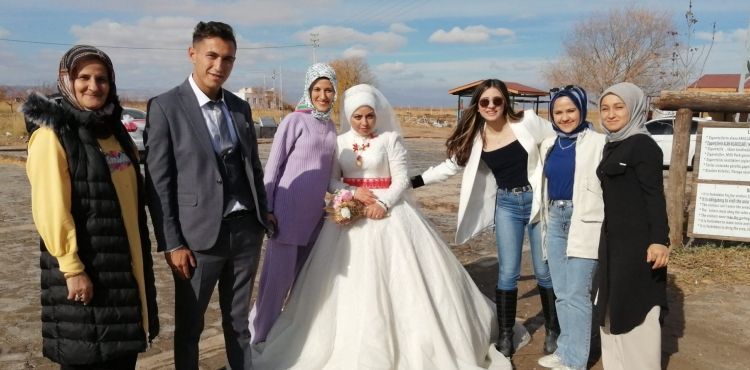 Sultan Sazlığı, yeni evlenen çiftler için de doğal stüdyo oluyor