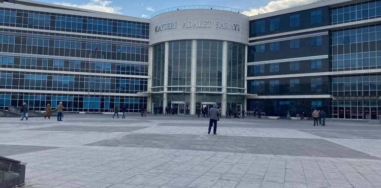 Uyuşturucu ticaretinden yargılanan şahsa 15 yıl 7 ay hapis
