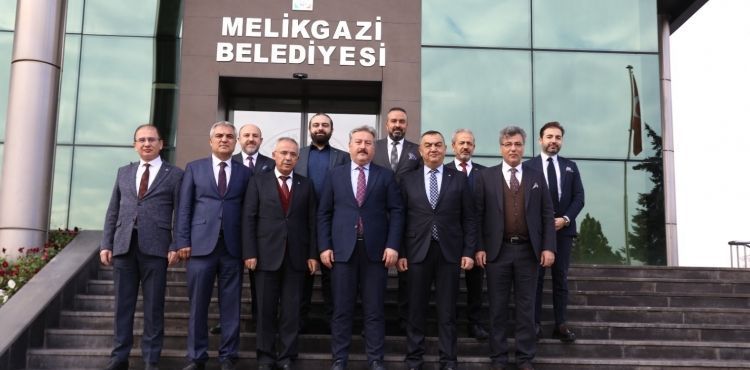 KAYSO VE OSB BAŞKANLARINDAN, BAŞKAN MUSTAFA PALANCIOĞLU'NA ZİYARET