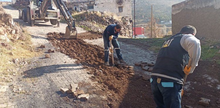 İncesu Kızılören’de alt ve üst yapı çalışmalarında sona yaklaşıldı