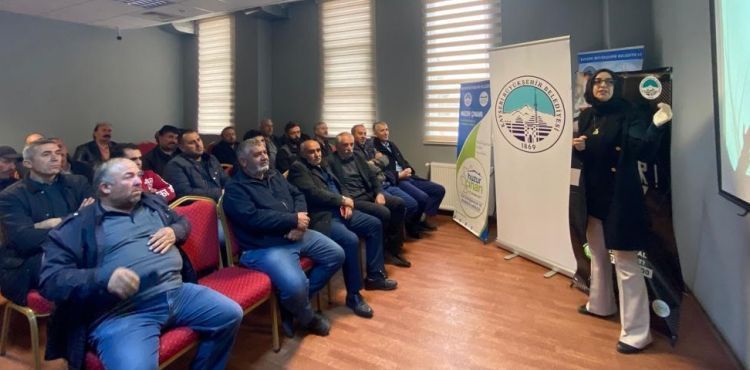 BÜYÜKŞEHİR’DEN 16 İLÇEDE 714 MUHTARA EĞİTİM