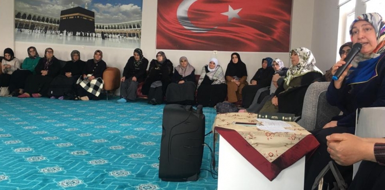  Kayseri l Mft Yardmcs Yeilhisarda konferansa katld