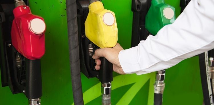 Benzine 2nci indirim beklentisi 