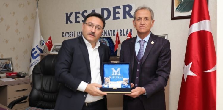 Vali Gökmen Çiçek KASADER'i ziyaret etti