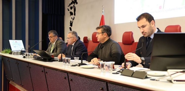 YATIRIM LİDERİ BÜYÜKŞEHİR’E 652 MİLYON TL’LİK EK BÜTÇE