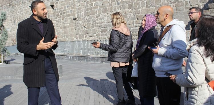 Nevşehirli rehberler, Kayseri’yi gezdi