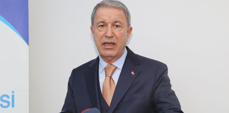 Bakan Akar, ERÜ’de Cihaz Bağış Töreni’ne Katıldı