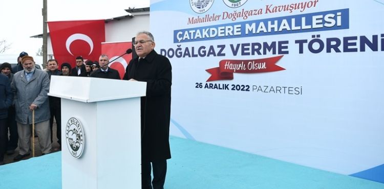 BAŞKAN BÜYÜKKILIÇ, ÇATAKDERE’DE İLK DOĞAL GAZI YAKTI, PİŞİRİLEN İLK KAHVEYİ İÇTİ