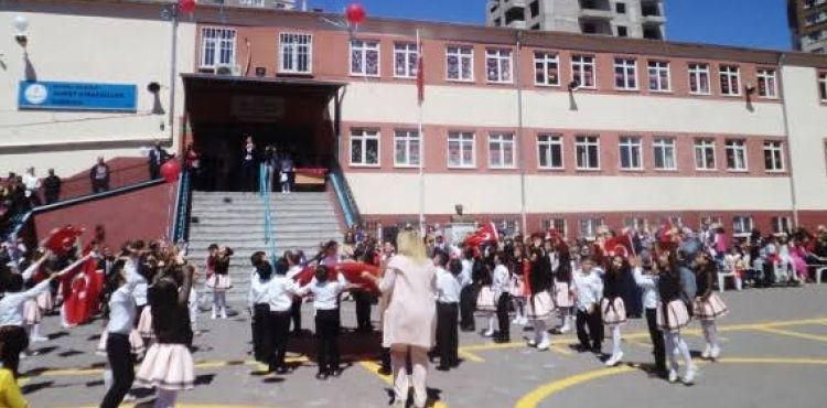 Kayseri’de 3 okul taşındı, 6 okul daha taşınabilir