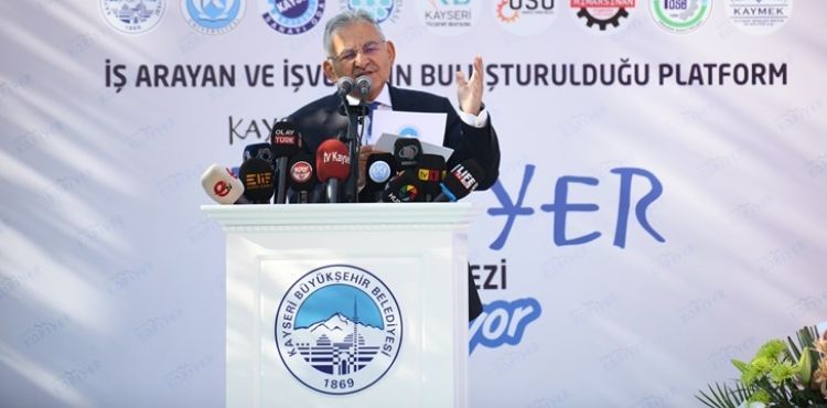 KAYSERİ KARİYER MERKEZİ, 1 YILDA 857 KİŞİYE İŞ İMKÂNI SAĞLADI