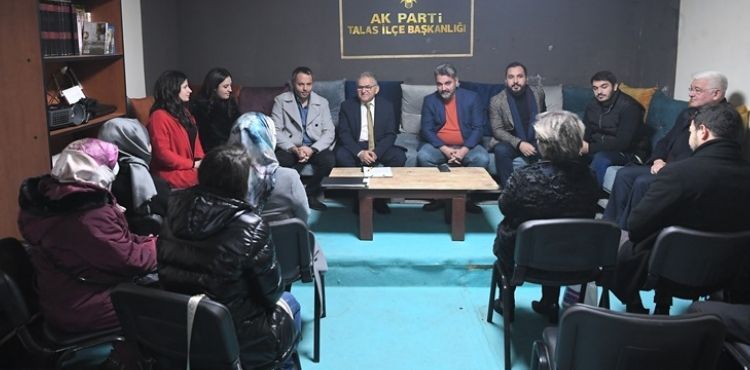 BAŞKAN BÜYÜKKILIÇ, AK PARTİ TALAS İLÇE BAŞKANLIĞI YÖNETİM KURULU TOPLANTISINA KATILDI