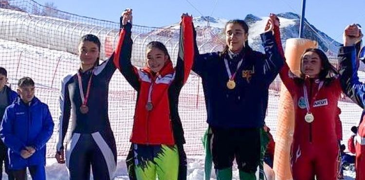 HACILAR’IN ALTIN ÇOCUKLARI HADAK SPORCULARI SEZONA MUHTEŞEM BAŞLADI