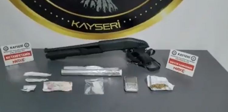 Uyuşturucu madde operasyonunda 12 gözaltı