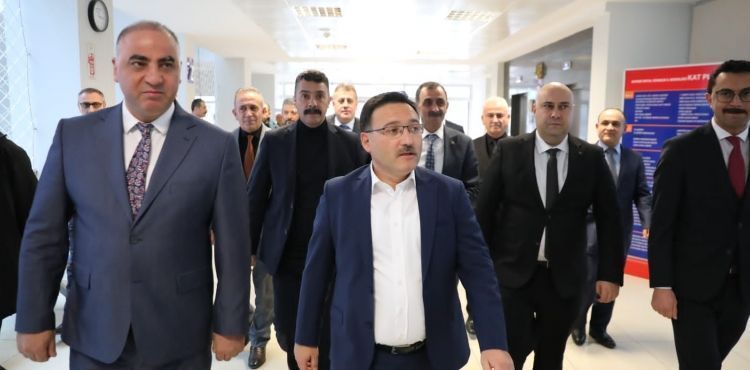 Vali Çiçek SGK’yı Ziyaret Etti